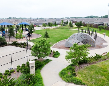 6021 Merryvale Lane - Photo Thumbnail 20