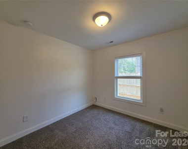 710 Irene Avenue - Photo Thumbnail 7