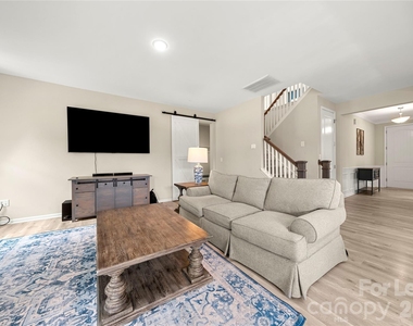 5519 Braddock Mill Way - Photo Thumbnail 19