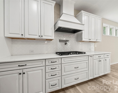 5519 Braddock Mill Way - Photo Thumbnail 13