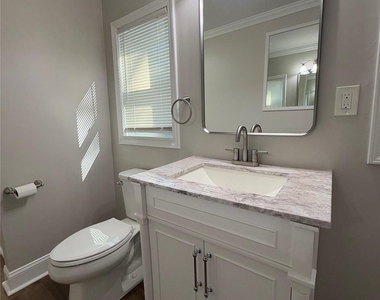 1015 4th Avenue - Photo Thumbnail 19