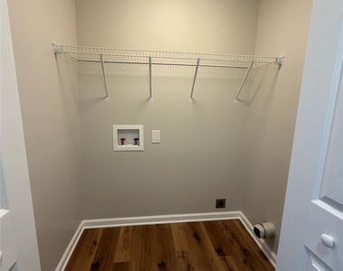1015 4th Avenue - Photo Thumbnail 24