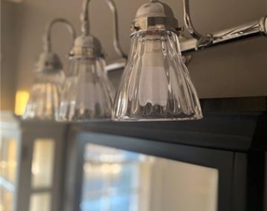 614 Woodruff Place - Photo Thumbnail 12