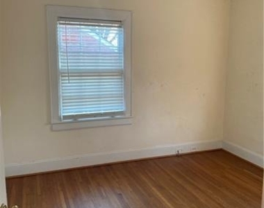 614 Woodruff Place - Photo Thumbnail 14