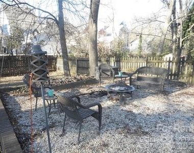 614 Woodruff Place - Photo Thumbnail 2