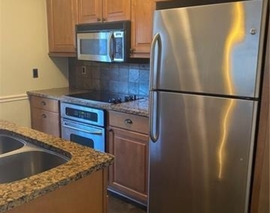 614 Woodruff Place - Photo Thumbnail 19