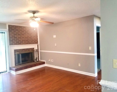 11027 Harrowfield Road - Photo Thumbnail 3