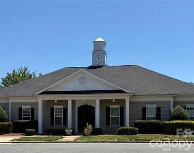 1063 Triece Lane - Photo Thumbnail 2