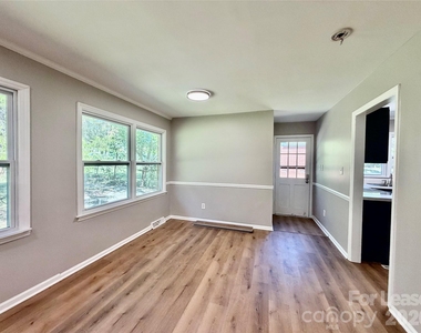 3517 Cross Winds Drive - Photo Thumbnail 7