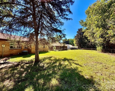 3517 Cross Winds Drive - Photo Thumbnail 30