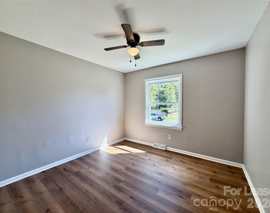 3517 Cross Winds Drive - Photo Thumbnail 26