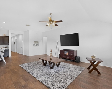 11700 Aldermoor Court - Photo Thumbnail 7