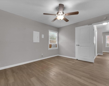 5528 Rickenbacker Place - Photo Thumbnail 21