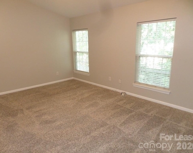 2220 Waters Trail Drive - Photo Thumbnail 7