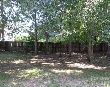 2220 Waters Trail Drive - Photo Thumbnail 12