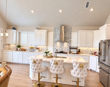 7623 Kiowana Court - Photo Thumbnail 7