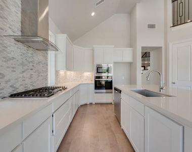 7623 Kiowana Court - Photo Thumbnail 15