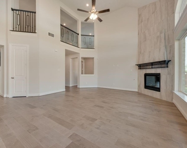 7623 Kiowana Court - Photo Thumbnail 5