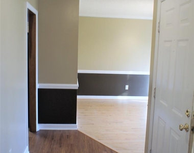 2308 Heathershire Lane - Photo Thumbnail 3