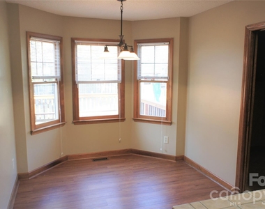 2308 Heathershire Lane - Photo Thumbnail 12