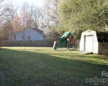 2308 Heathershire Lane - Photo Thumbnail 29