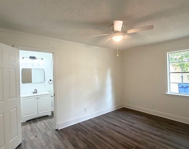 641 Kingridge Place - Photo Thumbnail 9
