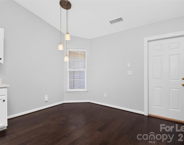 1713 Summit Ridge Lane - Photo Thumbnail 19