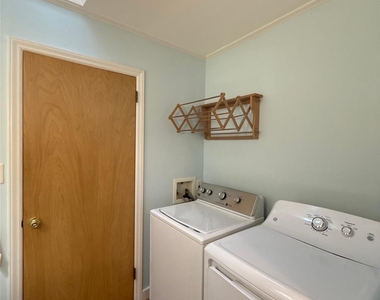 4344 University Drive - Photo Thumbnail 13
