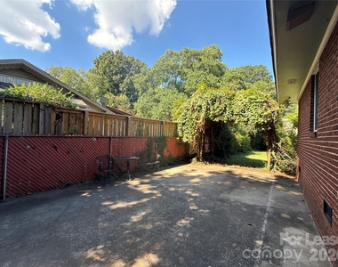 4344 University Drive - Photo Thumbnail 14