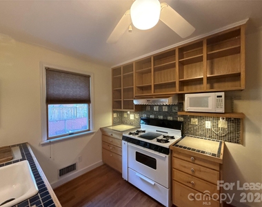 4344 University Drive - Photo Thumbnail 6