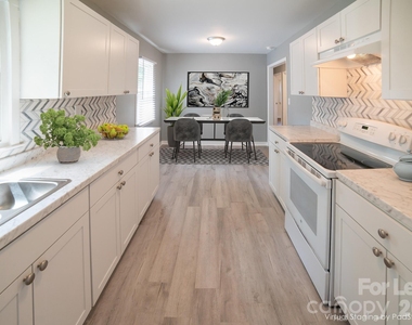 326 Gorrell Street - Photo Thumbnail 8