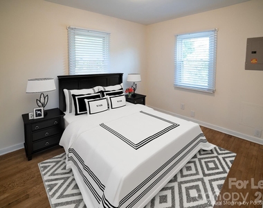 326 Gorrell Street - Photo Thumbnail 5