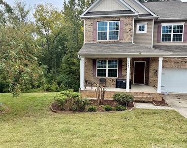 7703 Kelburn Lane - Photo Thumbnail 1