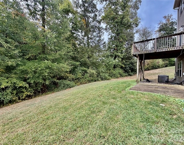 7703 Kelburn Lane - Photo Thumbnail 38