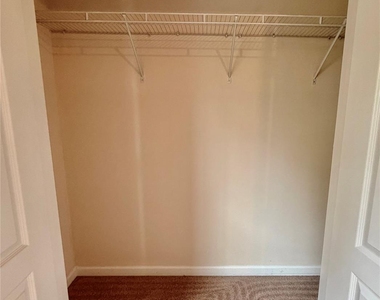 7703 Kelburn Lane - Photo Thumbnail 29