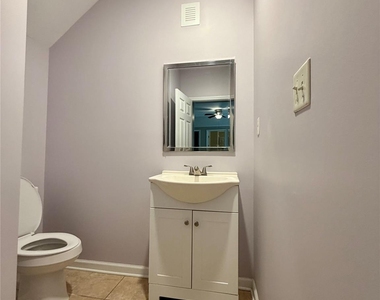 7703 Kelburn Lane - Photo Thumbnail 37