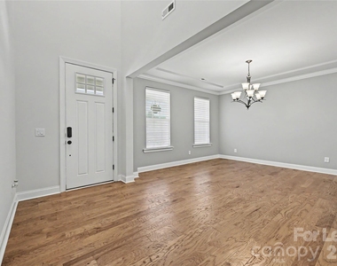 17306 Saranita Lane - Photo Thumbnail 2