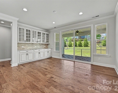 17306 Saranita Lane - Photo Thumbnail 8