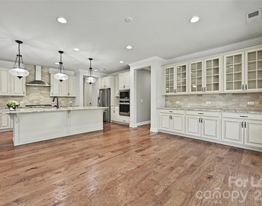 17306 Saranita Lane - Photo Thumbnail 9