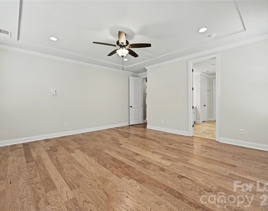 17306 Saranita Lane - Photo Thumbnail 19