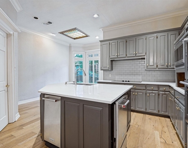 2314 Pheasant Trail - Photo Thumbnail 9