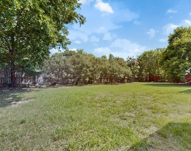 320 Elizabeth Trail - Photo Thumbnail 29