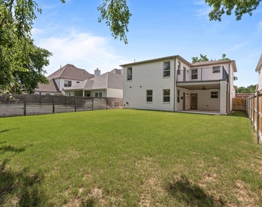 5618 Oaks Lane - Photo Thumbnail 33