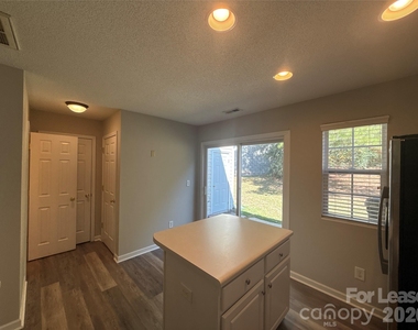 11540 Briddle Hall Court - Photo Thumbnail 6