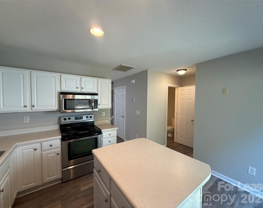11540 Briddle Hall Court - Photo Thumbnail 5