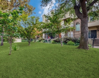 5740 Martel Avenue - Photo Thumbnail 2