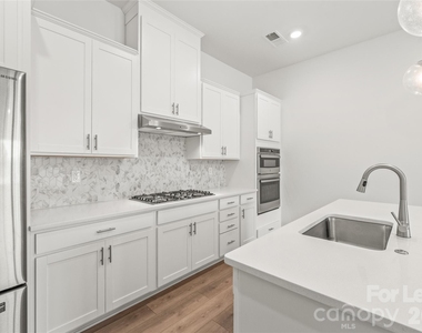 5807 Clear Creek Lane - Photo Thumbnail 13