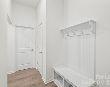 5807 Clear Creek Lane - Photo Thumbnail 16