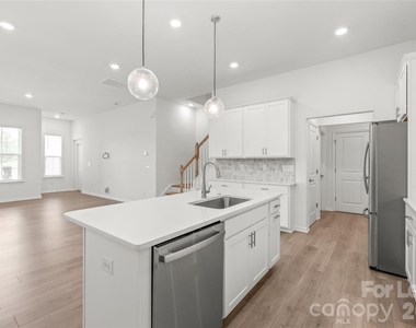 5807 Clear Creek Lane - Photo Thumbnail 11