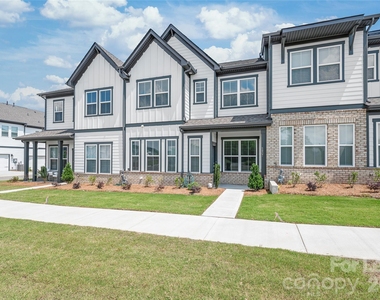 5807 Clear Creek Lane - Photo Thumbnail 2